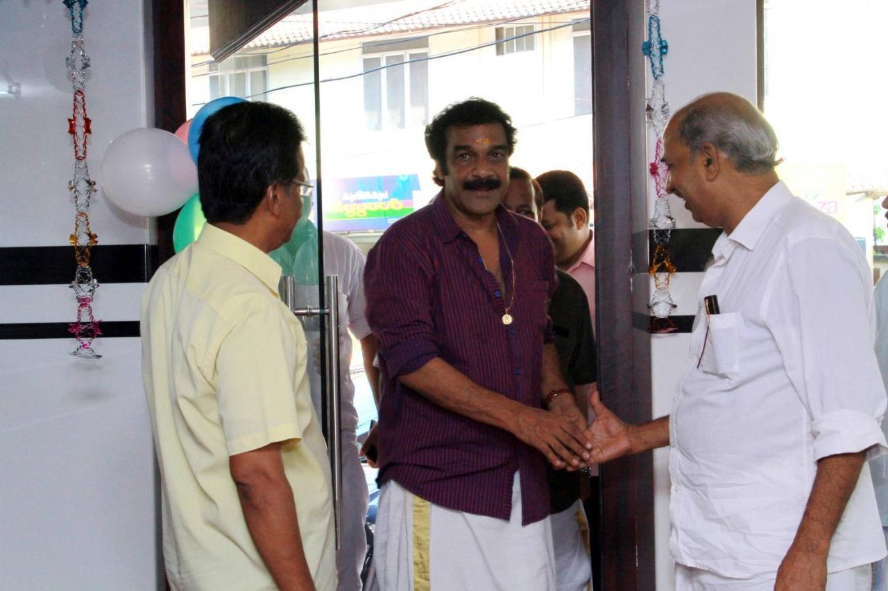 Devanganam Residency Hotel Guruvāyūr Kültér fotó
