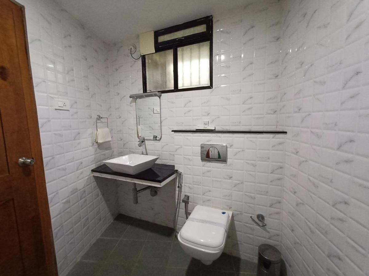 Devanganam Residency Hotel Guruvāyūr Kültér fotó